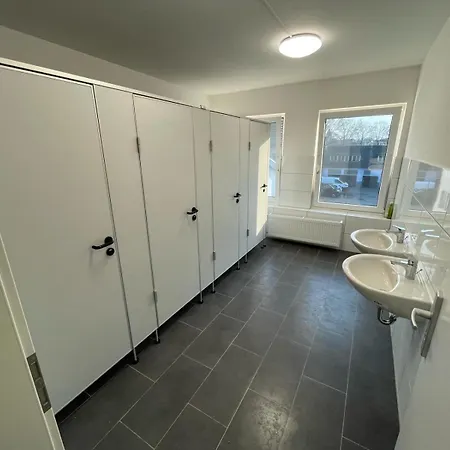Einzelzimmer Im Monteurhaus Gemeinschaftsbad Und Küche Duisburg