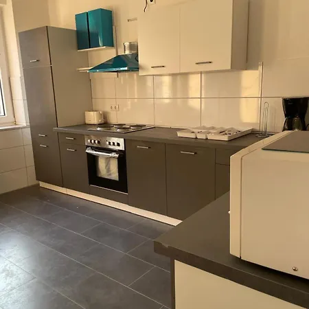 Einzelzimmer Im Monteurhaus Gemeinschaftsbad Und Kueche Gæstehus Duisburg