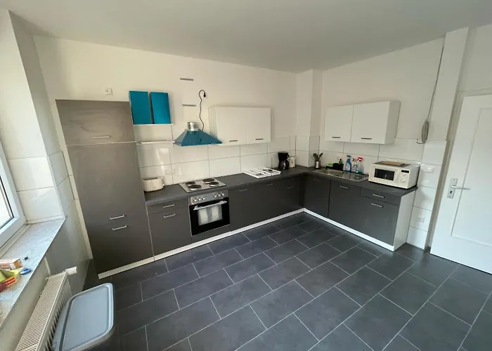 Einzelzimmer Im Monteurhaus Gemeinschaftsbad Und Kueche * Duisburg